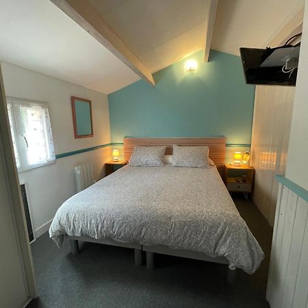 Villa Situee Entre Mer Et Foret Grand-Village-Plage Rom bilde